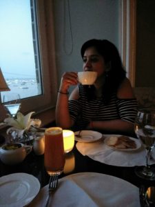 Mumbai holidays: sipping tea at the sea